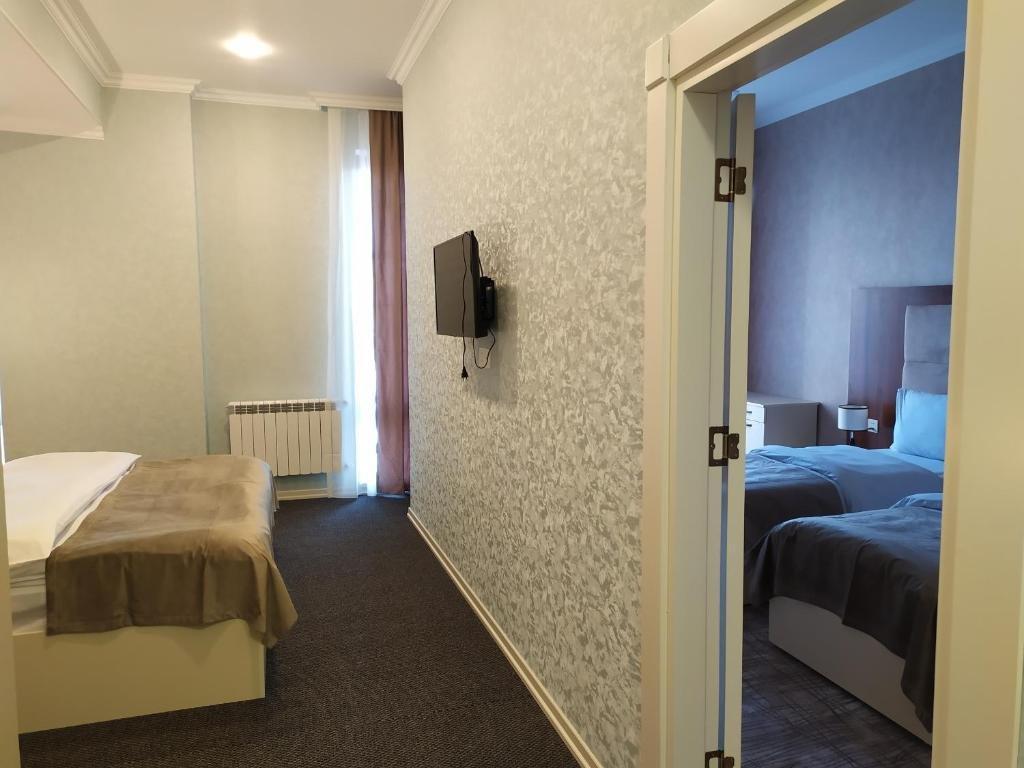 The Clocktower Hotel Baku Extérieur photo
